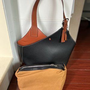 MDBM Black Leather Bucket tote bag and matching pouch